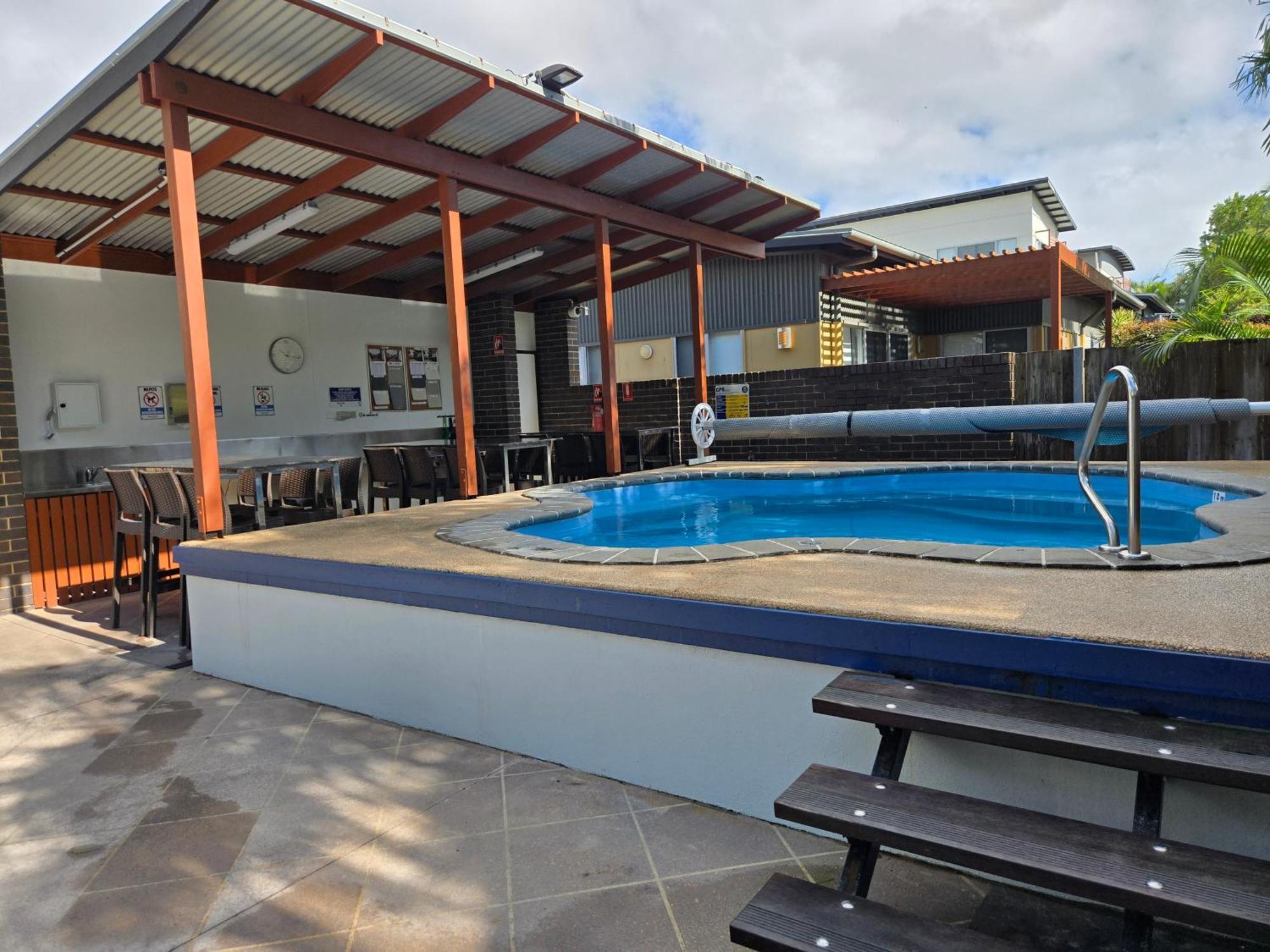 Quarterdecks Retreat Villa Urangan Dış mekan fotoğraf